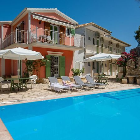 Soustas Apartments Longós Extérieur photo