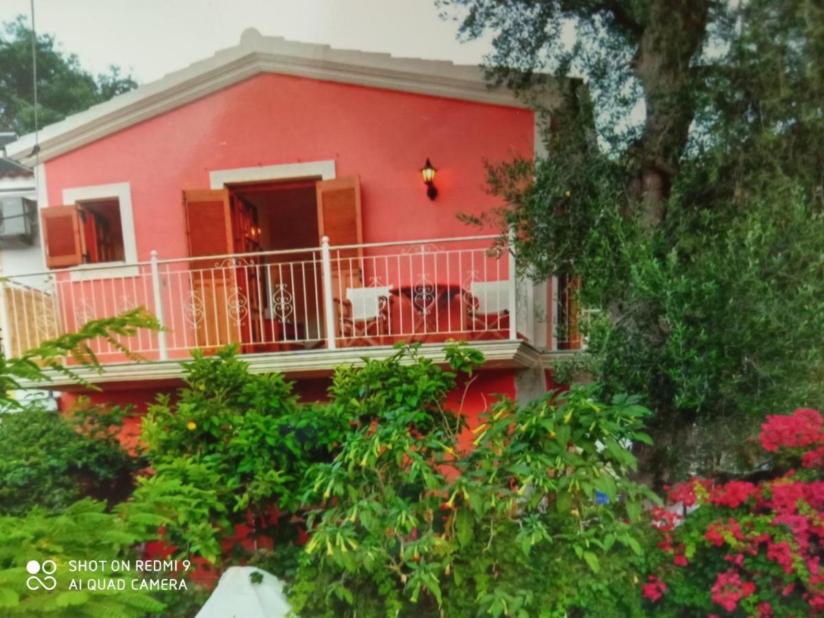 Soustas Apartments Longós Extérieur photo