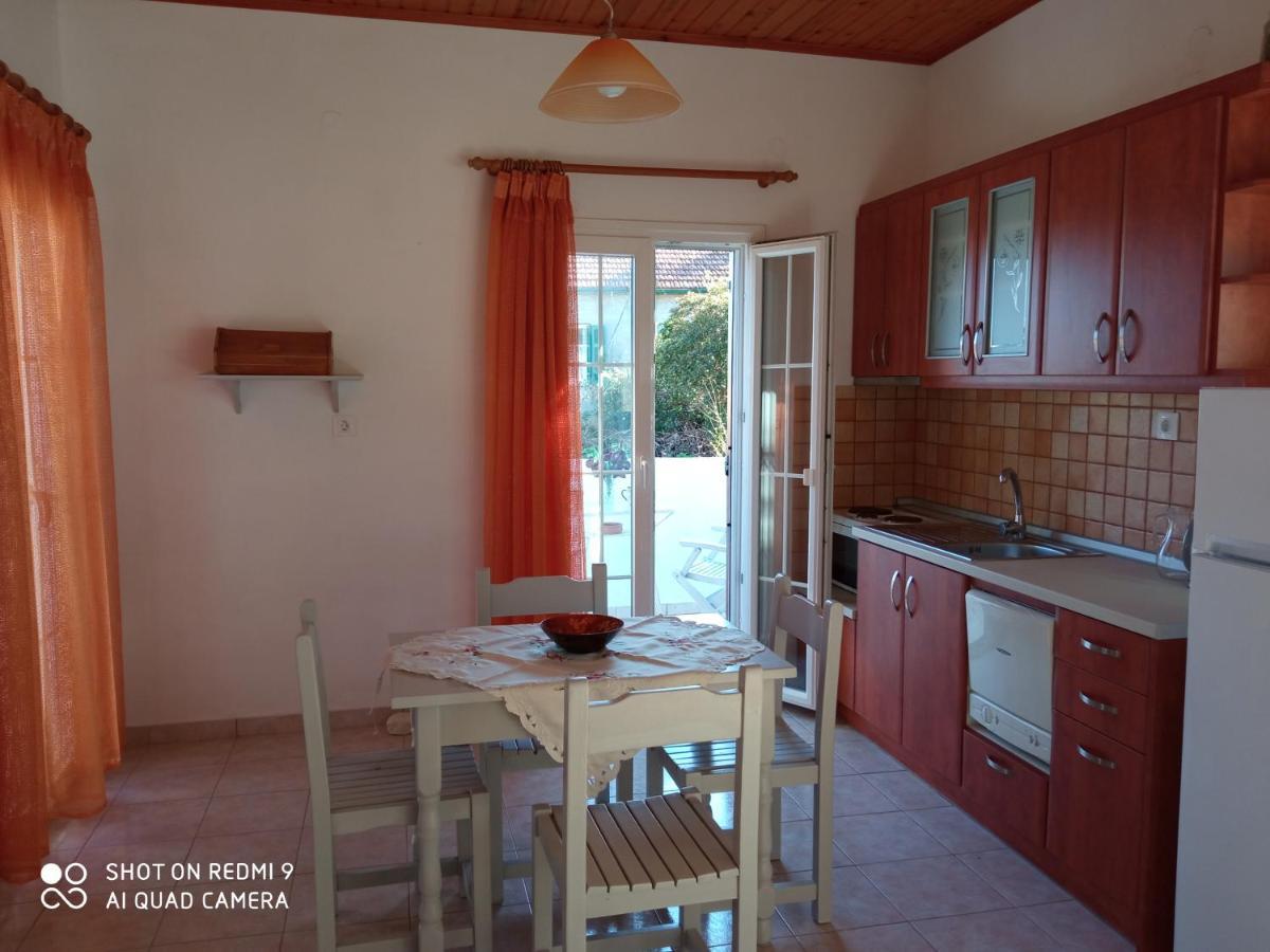 Soustas Apartments Longós Extérieur photo