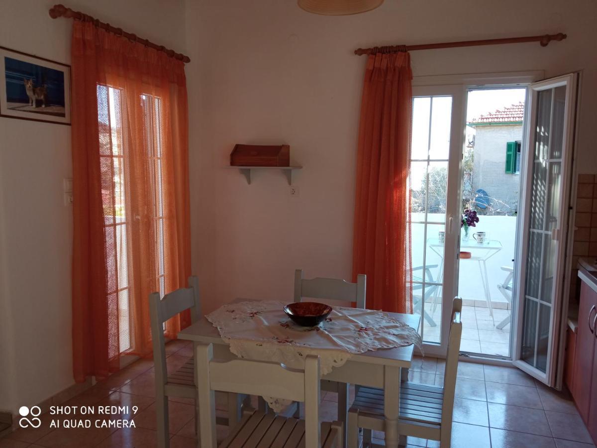 Soustas Apartments Longós Extérieur photo