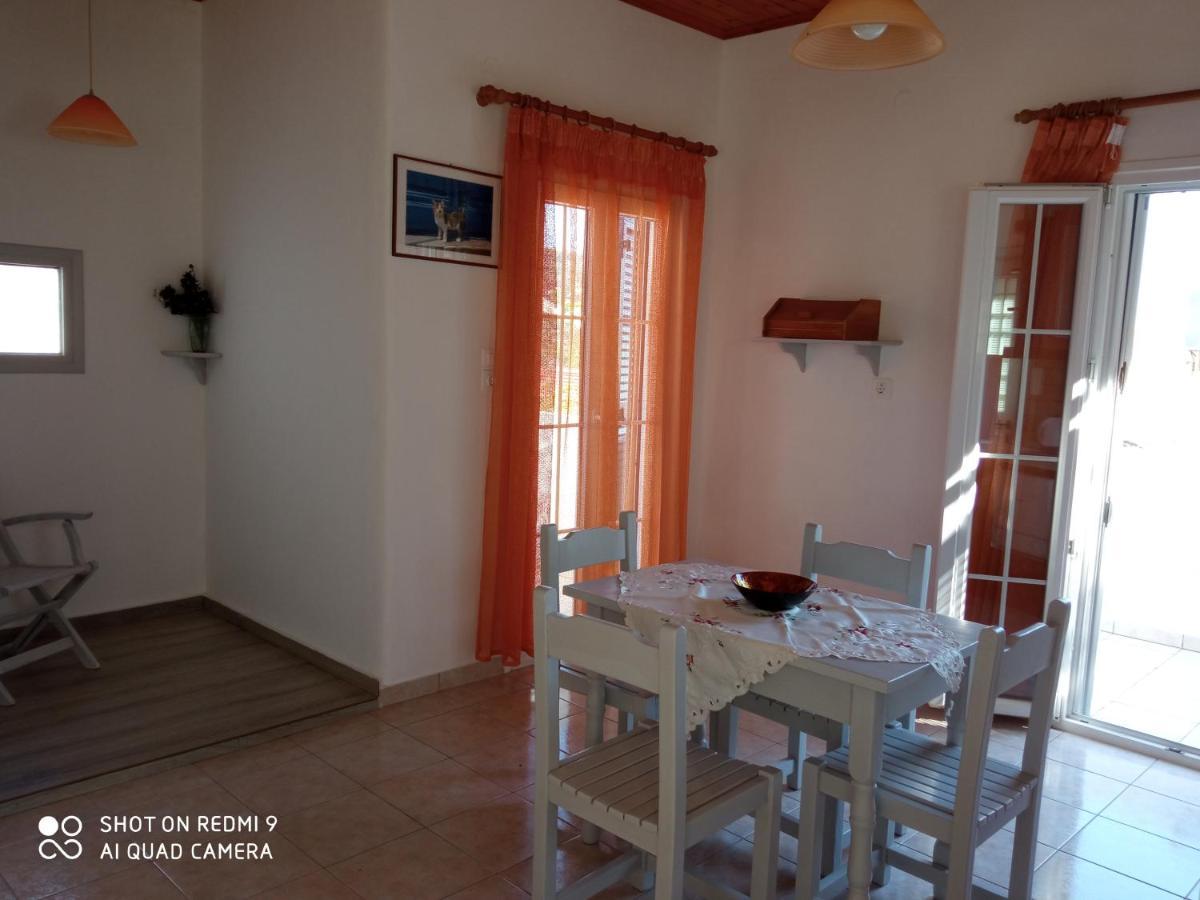Soustas Apartments Longós Extérieur photo