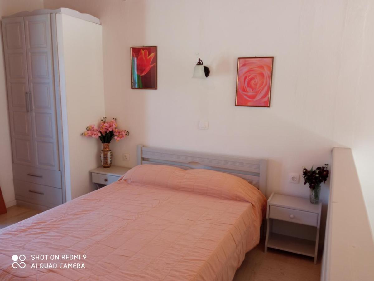 Soustas Apartments Longós Extérieur photo