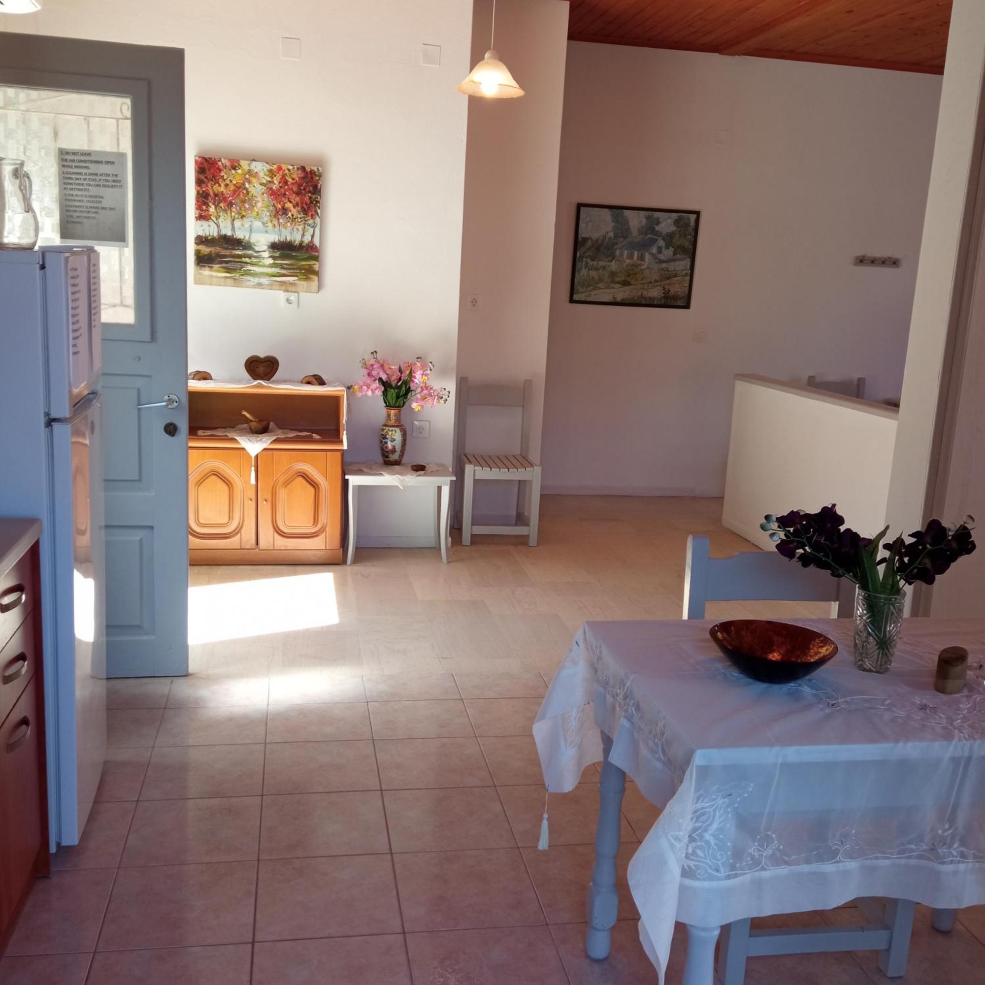 Soustas Apartments Longós Extérieur photo