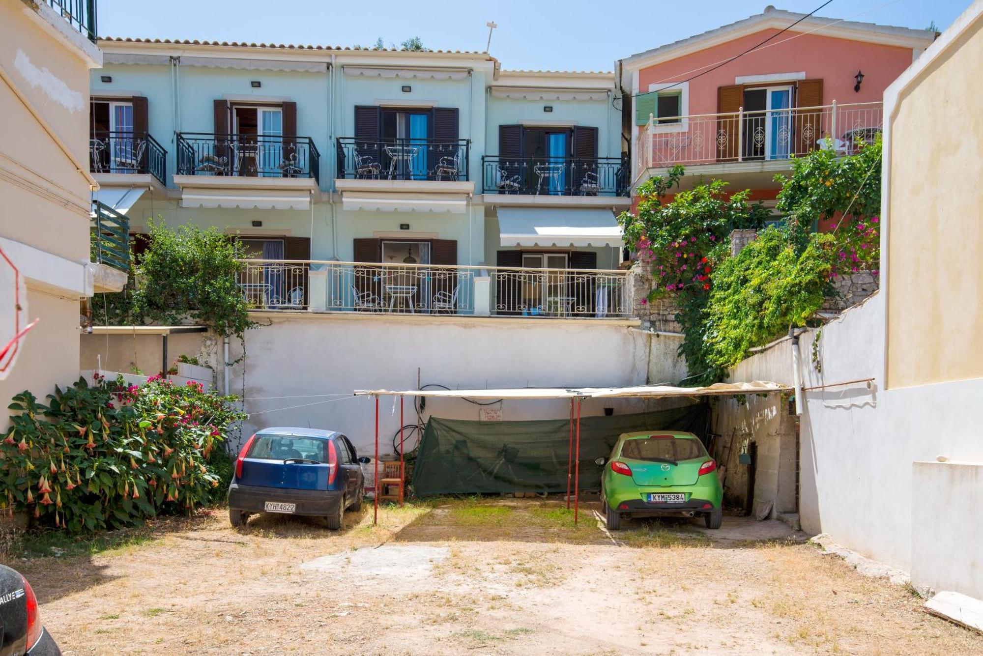 Soustas Apartments Longós Extérieur photo